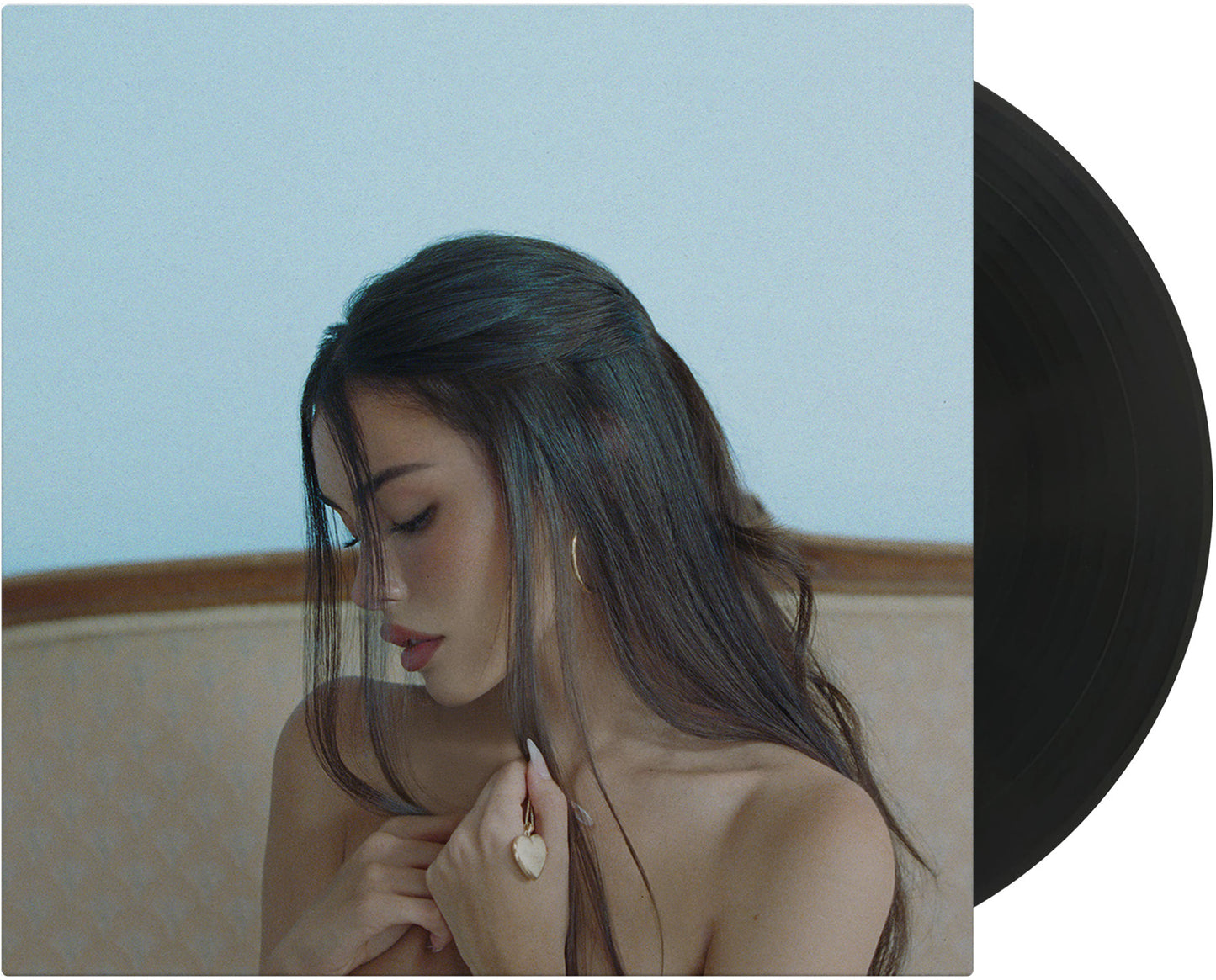 Madison Beer — locket