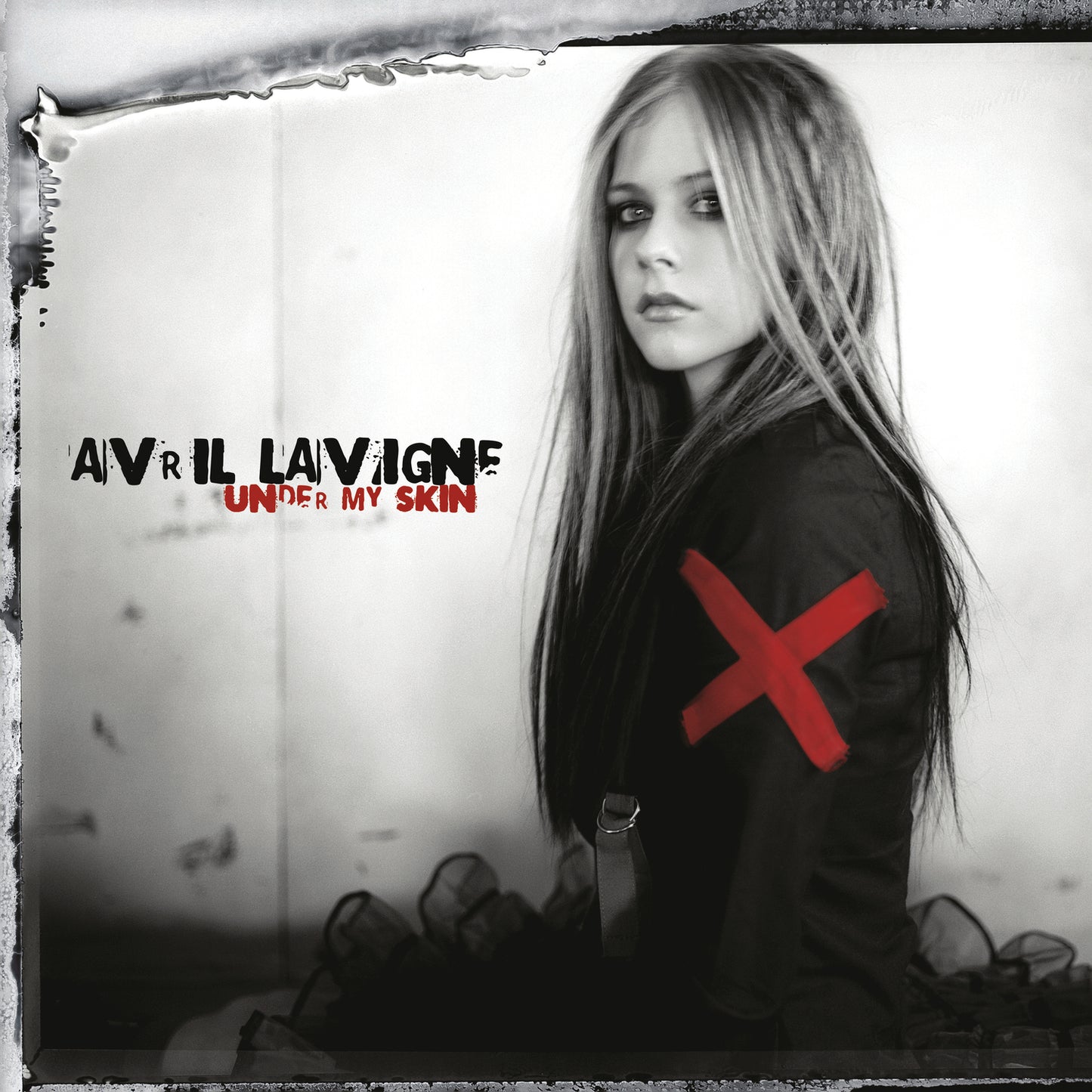 Avril Lavigne — Under My Skin
